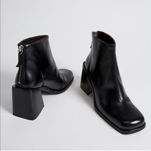 Justine Clenquet Winona black boots (black)